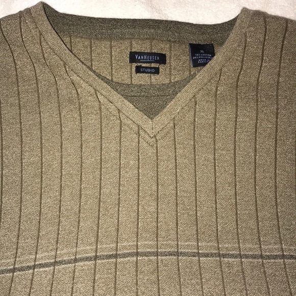 Van Heusen Studio sweater SIZE XL - Picture 3 of 3